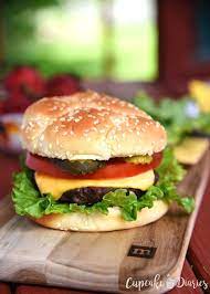 All-American Juicy Cheeseburger