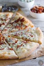 Blue Cheese Elegance Pizza