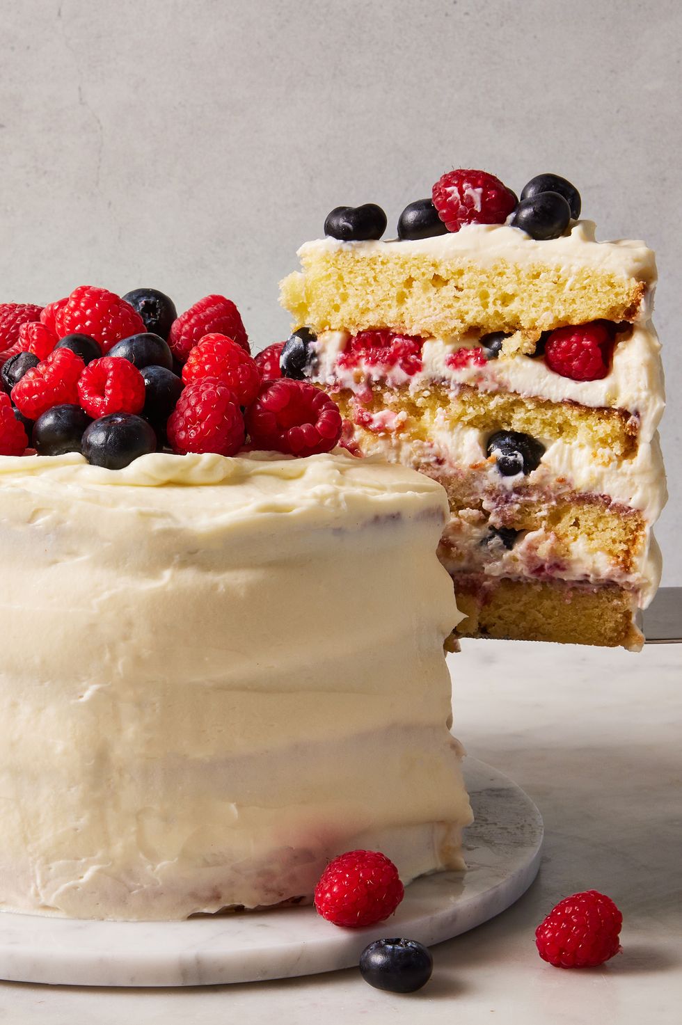 Chantilly Cake