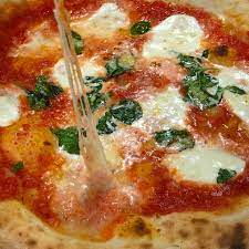 Heritage Margherita Pizza