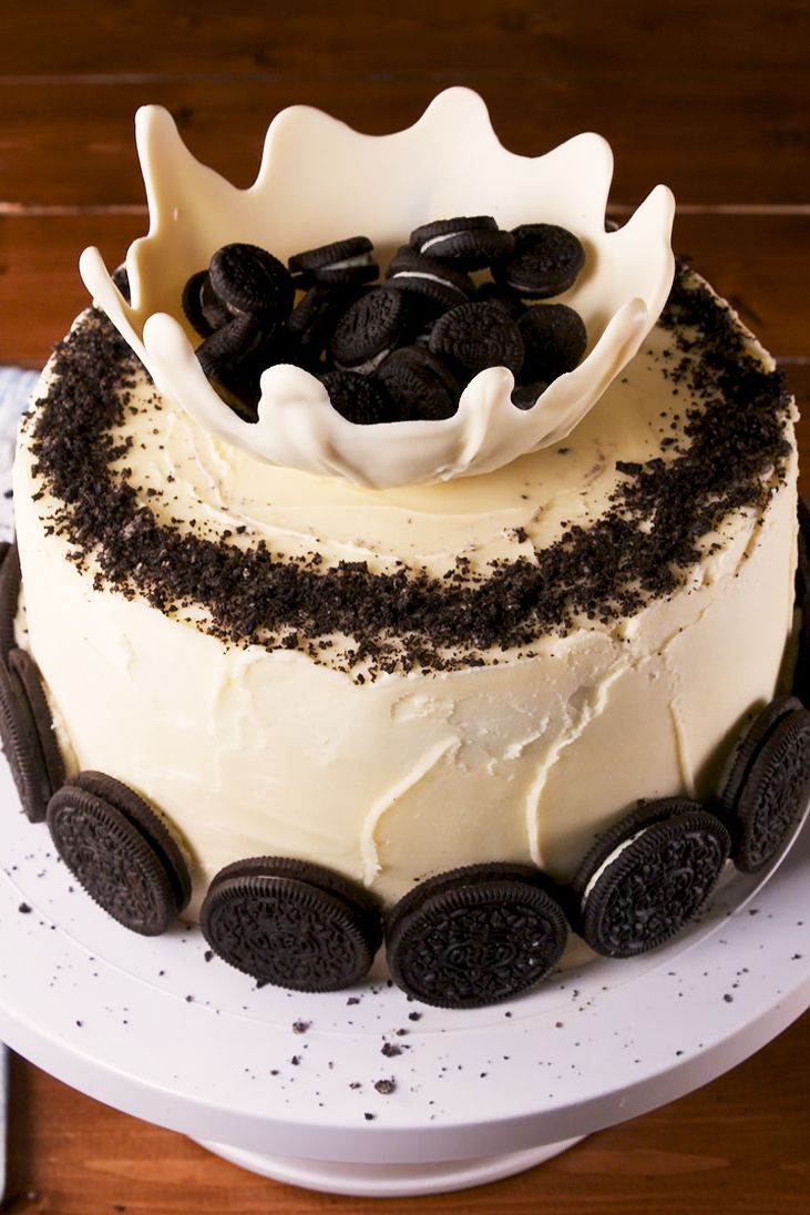 Milk and Oreos Cake