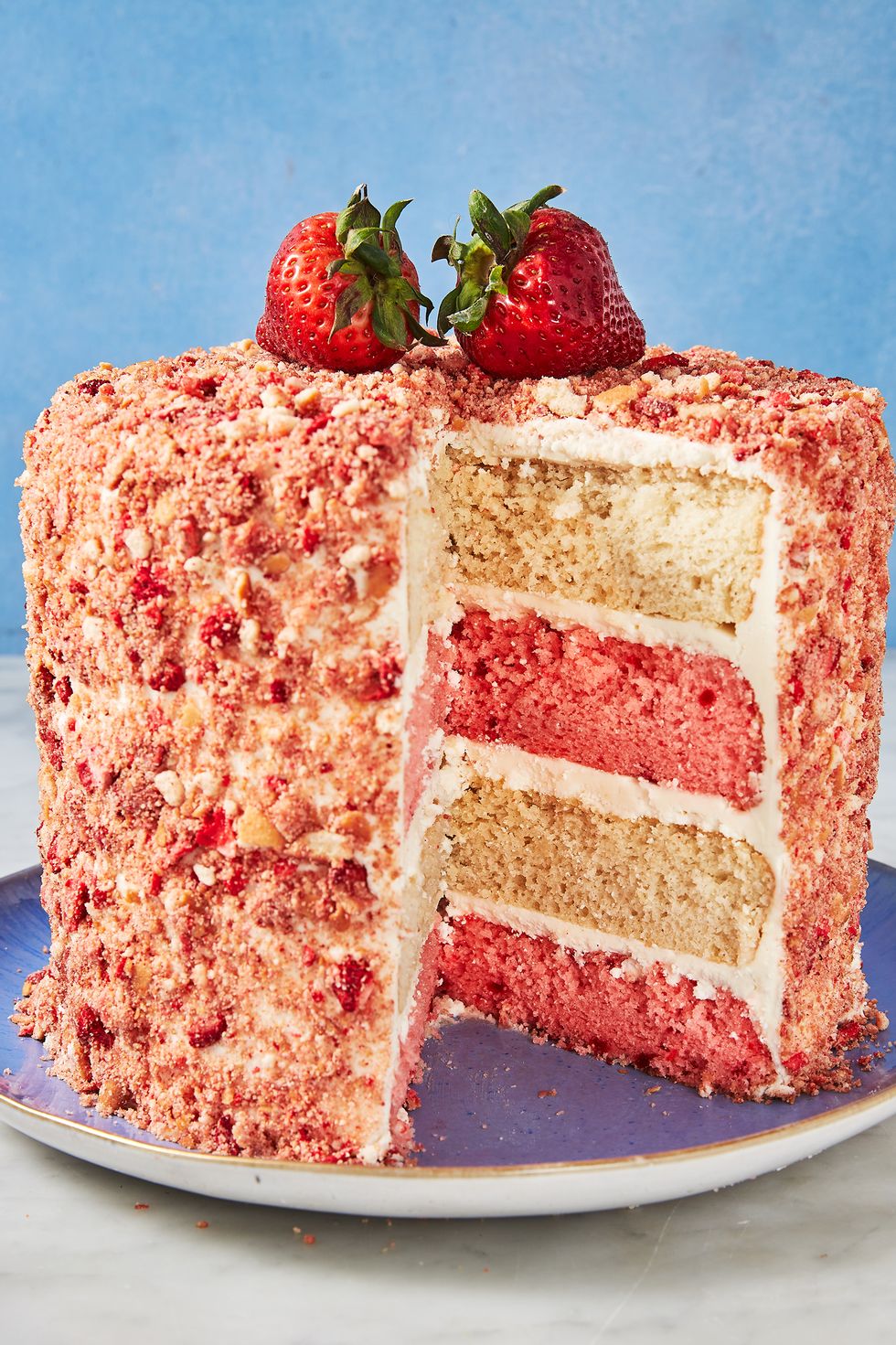 Strawberry Crunch Cake
