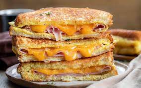 Western Style Ham, Egg, and Pepper Jack Bagel