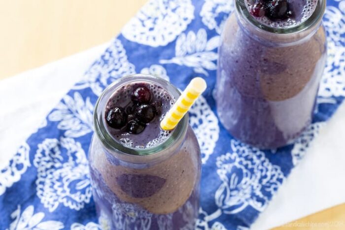 Blueberry Almond Butter Smoothie Recipe