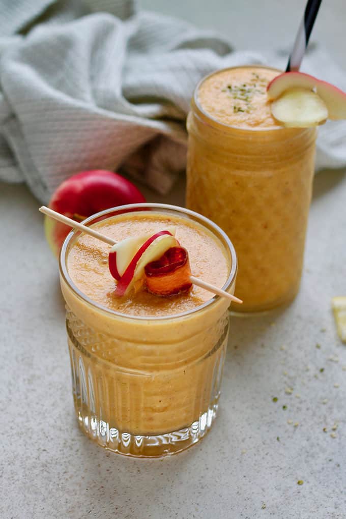 Carrot Apple Smoothie with Ginger