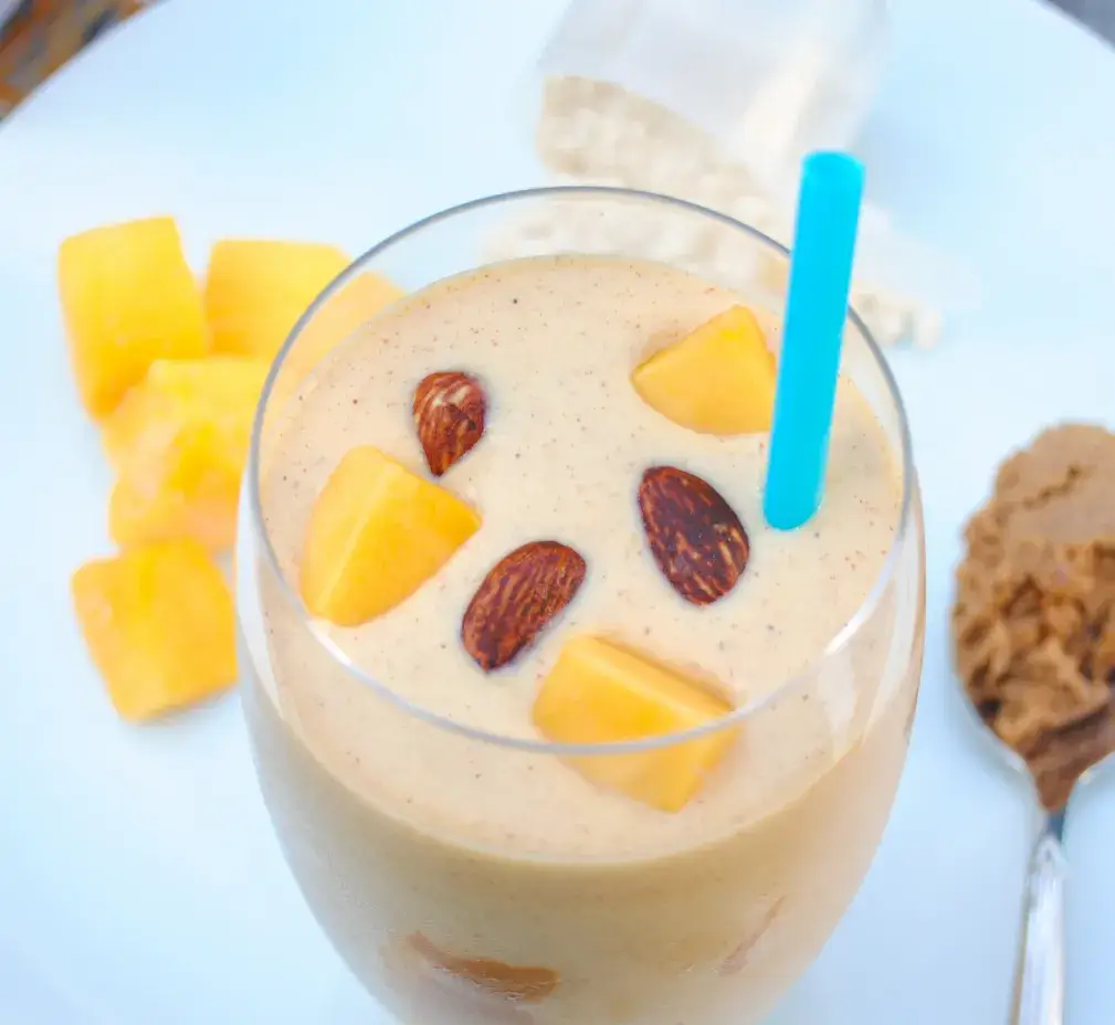 Protein-Packed Mango Almond Smoothie