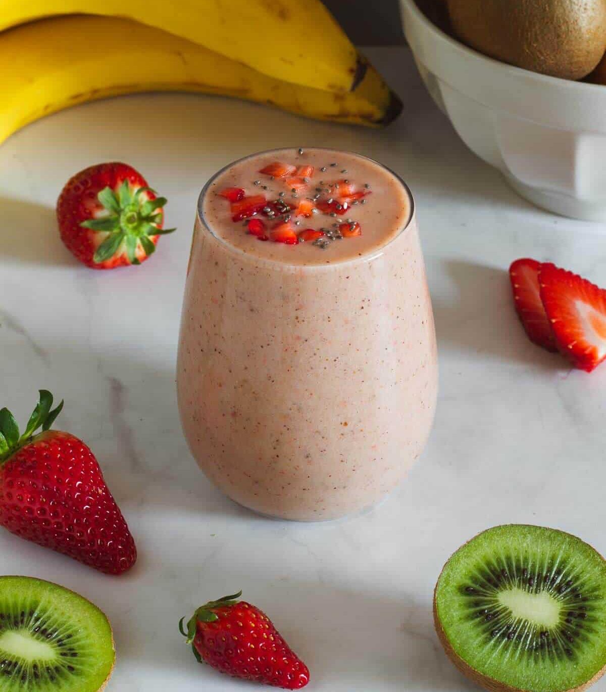 Strawberry Banana Kiwi Smoothie