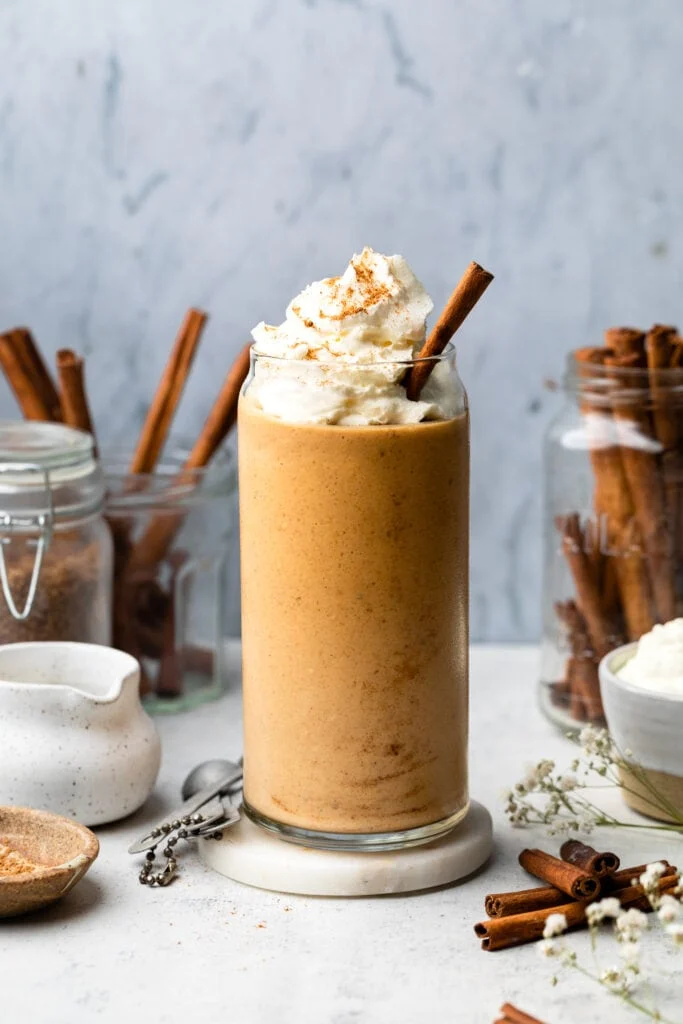 The Best Healthy Pumpkin Pie Smoothie